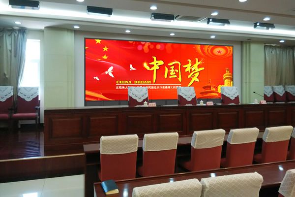 無縫拼接屏的使用壽命一般是多長時(shí)間？