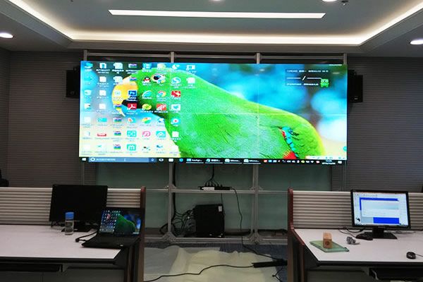 智能化時(shí)代推進(jìn)無縫拼接屏行業(yè)發(fā)展