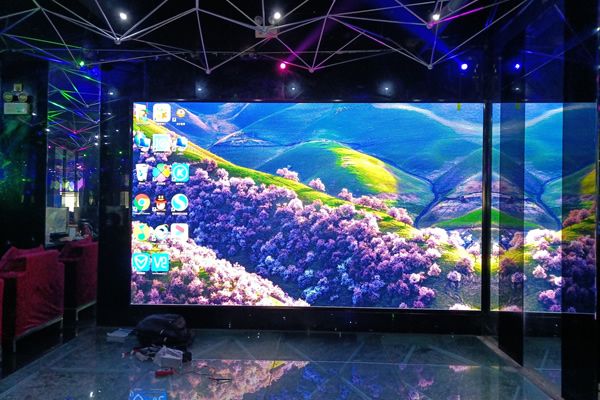 室內(nèi)LED顯示屏一般應(yīng)用在什么行業(yè)？