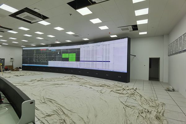 弧形顯示屏有哪些，弧形顯示大屏方案設(shè)計