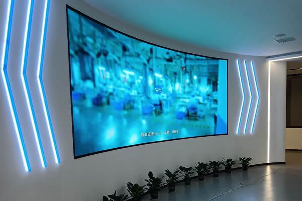 直播背景大屏有哪些，直播背景墻用哪種顯示大屏好？