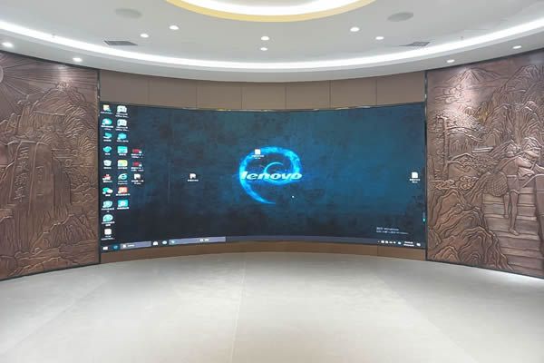 會議顯示大屏使用LED屏幕好，還是拼接屏好？