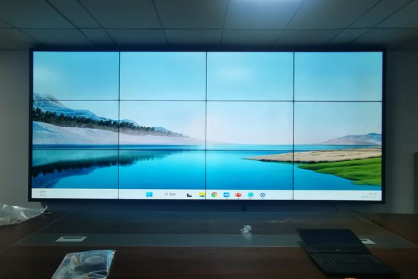 拼接屏安裝是怎么做到點(diǎn)對點(diǎn)、不變形顯示的？