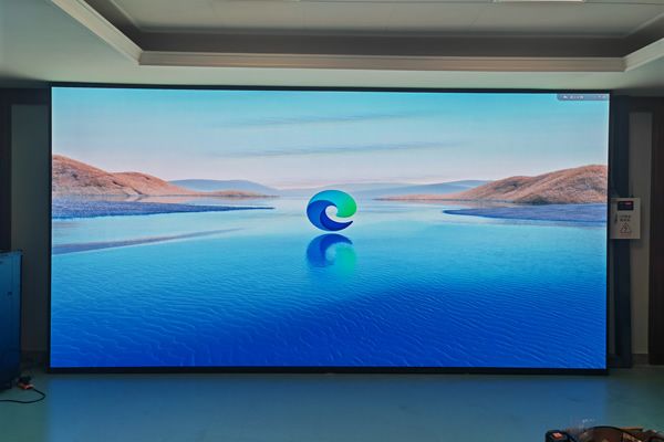 LED顯示屏出現(xiàn)黑屏、花屏、閃屏的主要原因與解決方法