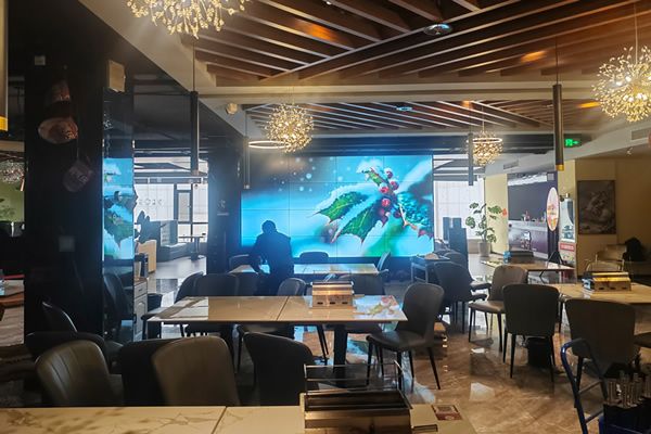 商場商店大屏幕用液晶拼接屏好，還是LED顯示屏？