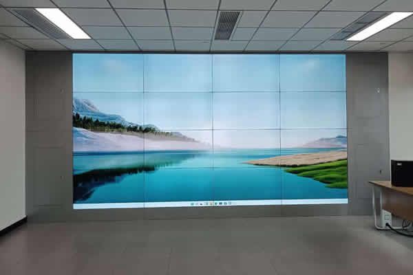 一塊55寸液晶拼接屏大概多少錢？