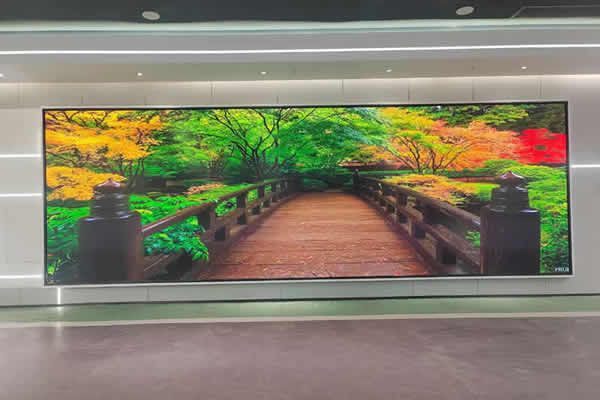 音樂(lè)廳led屏幕一般多少寸合適，用P幾的？